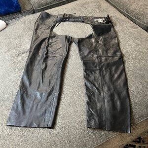 Women’s Joe Rocket leather riding chaps size xl